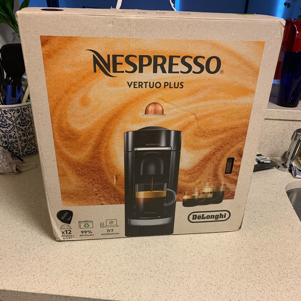 Nespresso Vertuo Plus Coffee and Espresso Machine by De’Longhi